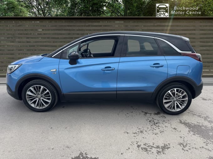 2025 Vauxhall Crossland X