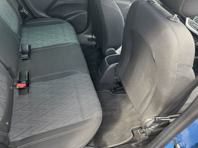 2025 Vauxhall Crossland X