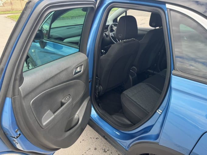 2025 Vauxhall Crossland X