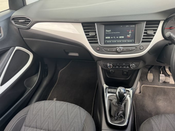 2025 Vauxhall Crossland X