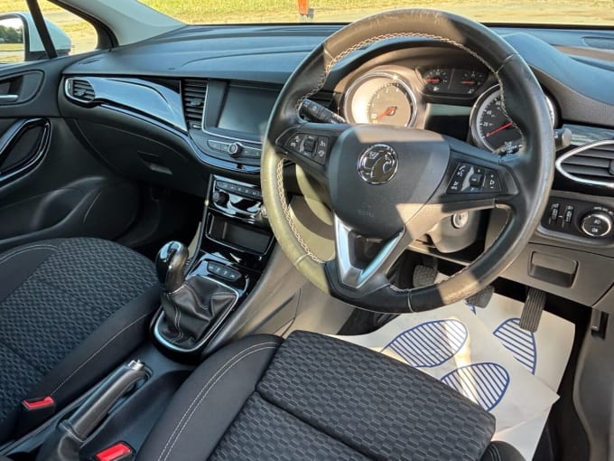 2025 Vauxhall Astra