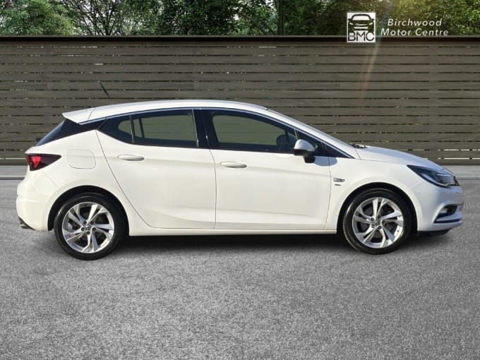 2025 Vauxhall Astra