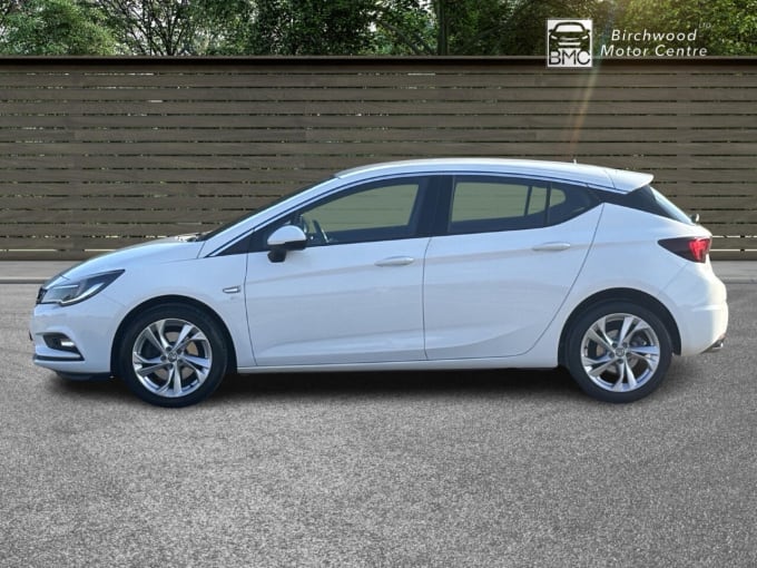 2025 Vauxhall Astra