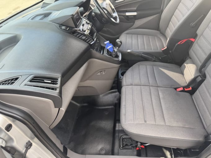 2025 Ford Transit Connect
