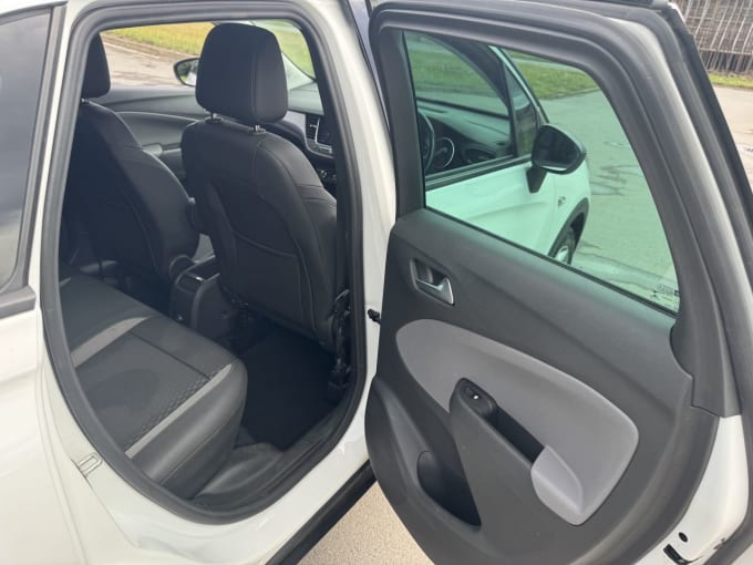 2025 Vauxhall Crossland X