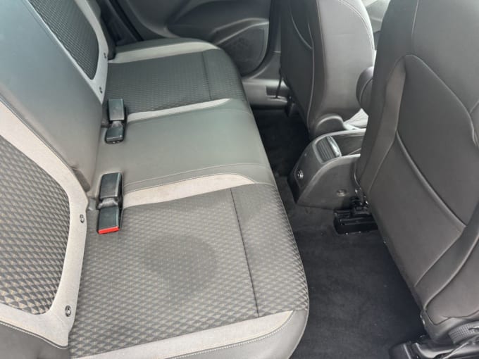 2025 Vauxhall Crossland X