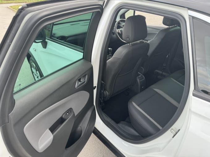 2025 Vauxhall Crossland X