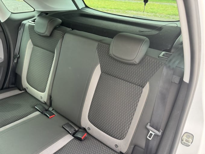 2025 Vauxhall Crossland X