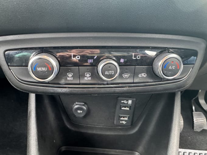 2025 Vauxhall Crossland X