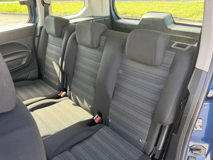 2025 Vauxhall Combo Life