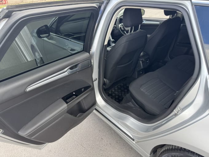 2025 Ford Mondeo