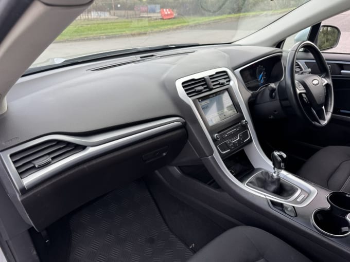 2025 Ford Mondeo