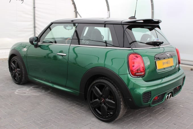 2019 Mini Hatch