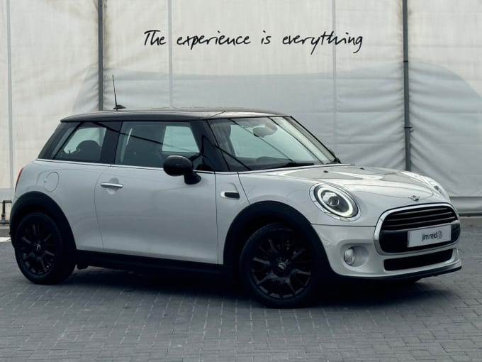 2018 Mini Hatch