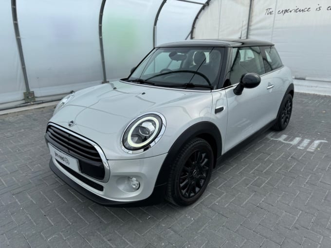 2018 Mini Hatch