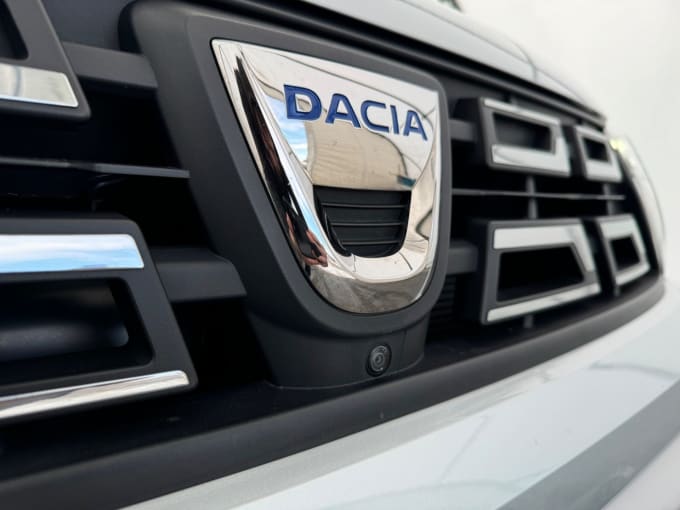 2022 Dacia Duster