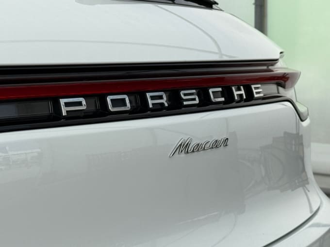 2020 Porsche Macan