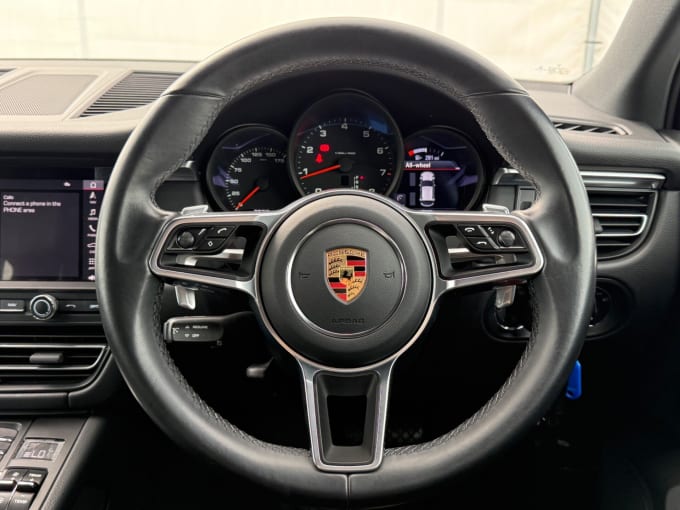 2020 Porsche Macan