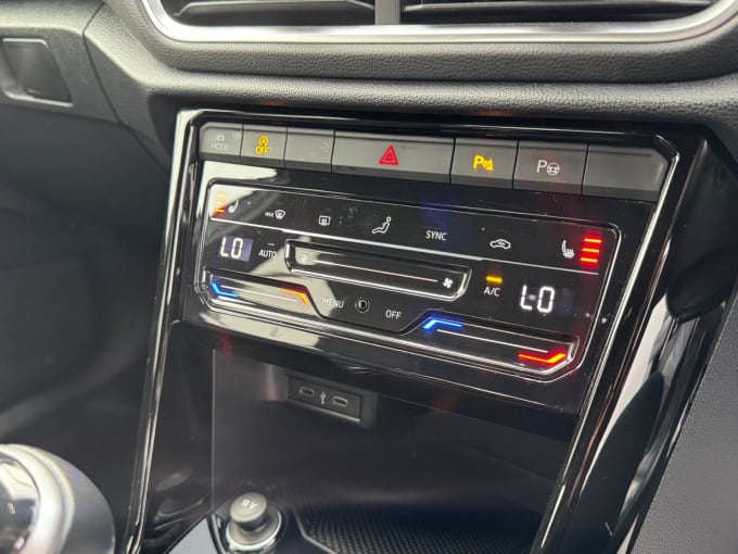 2023 Volkswagen T-roc