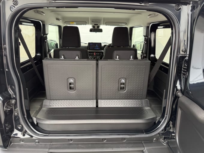 2025 Suzuki Jimny