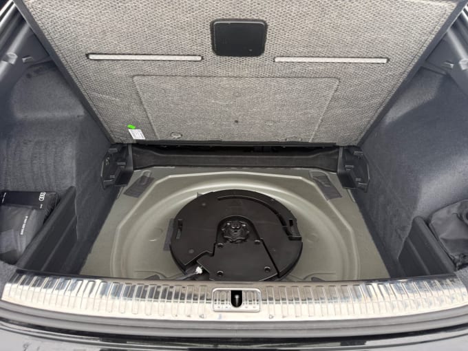 2023 Audi Q3
