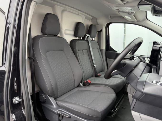 2024 Ford Transit Custom