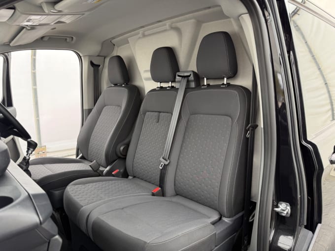 2024 Ford Transit Custom