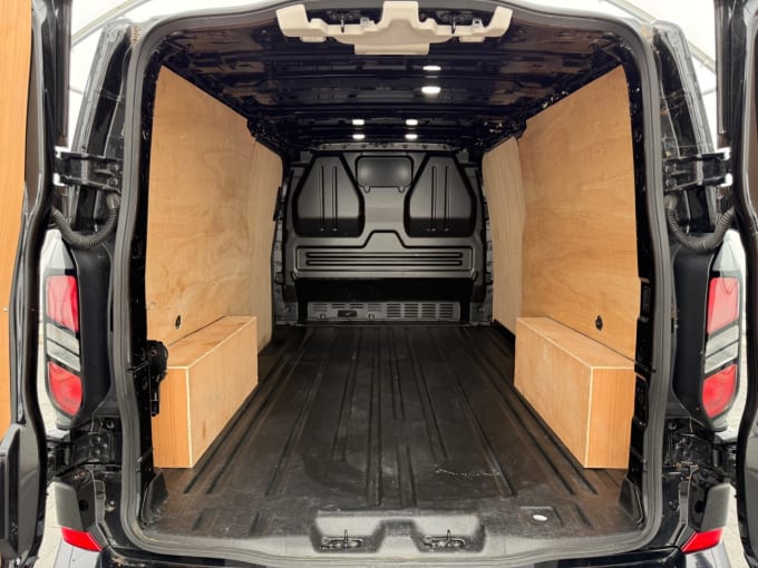 2024 Ford Transit Custom