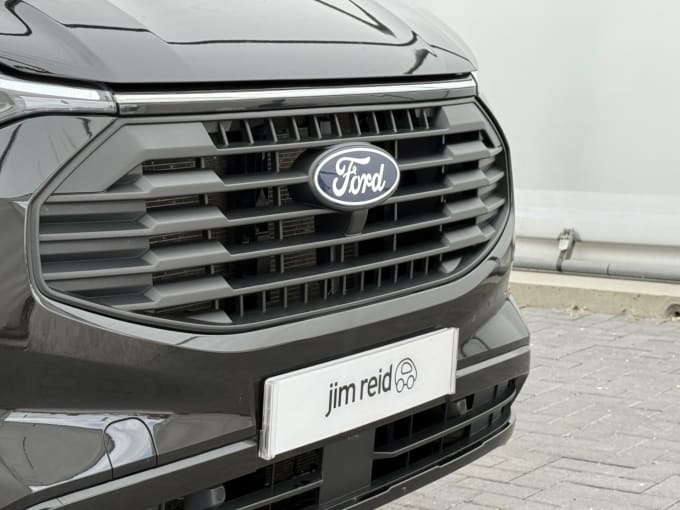 2024 Ford Transit Custom