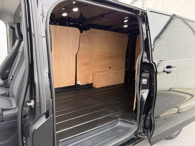 2024 Ford Transit Custom
