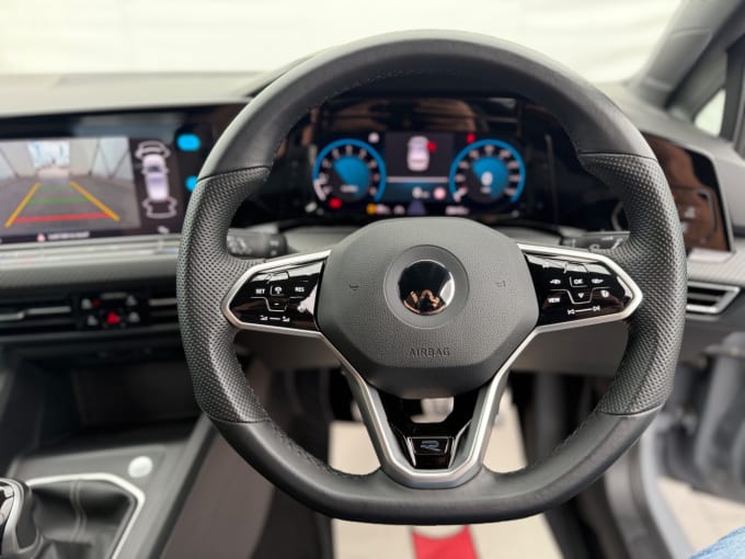 2022 Volkswagen Golf