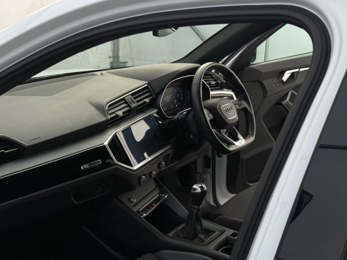 2021 Audi Q3