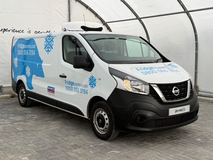 2021 Nissan Nv300