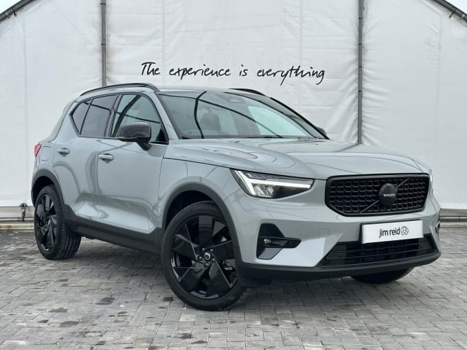 2025 Volvo Xc40