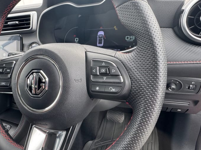 2024 Mg Zs