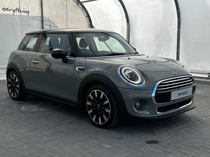 2019 Mini Hatch