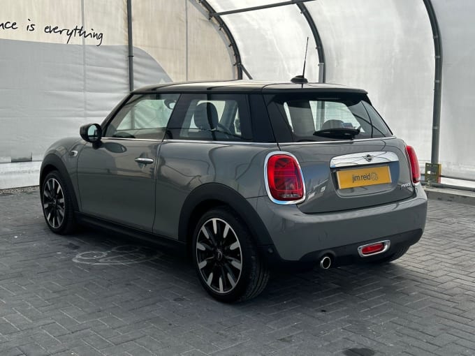 2019 Mini Hatch