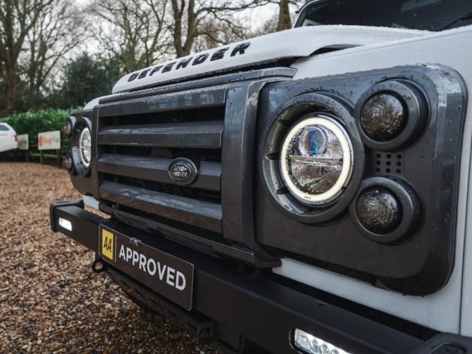 2015 Land Rover Defender 90