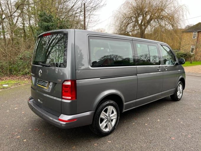 2025 Volkswagen Transporter Shuttle