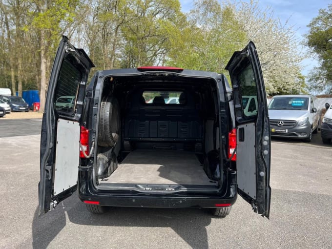 2025 Mercedes-benz Vito