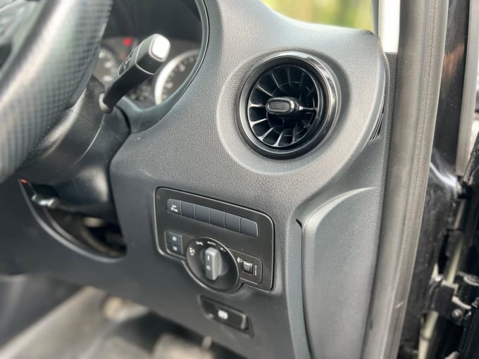 2025 Mercedes-benz Vito