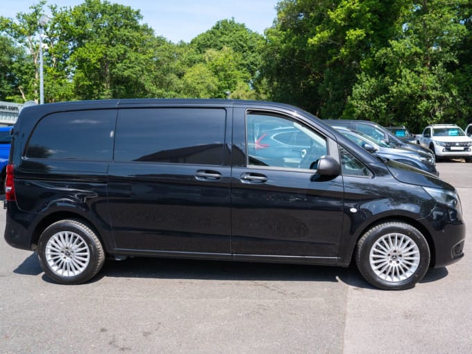 2025 Mercedes-benz Vito