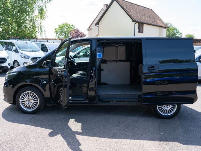 2025 Mercedes-benz Vito