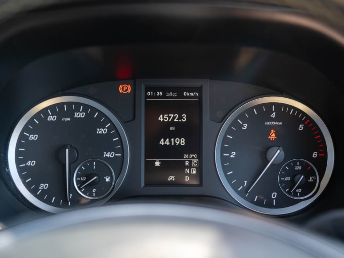 2025 Mercedes-benz Vito