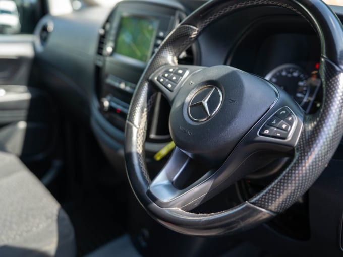 2025 Mercedes-benz Vito