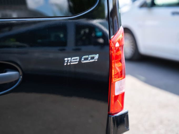 2025 Mercedes-benz Vito