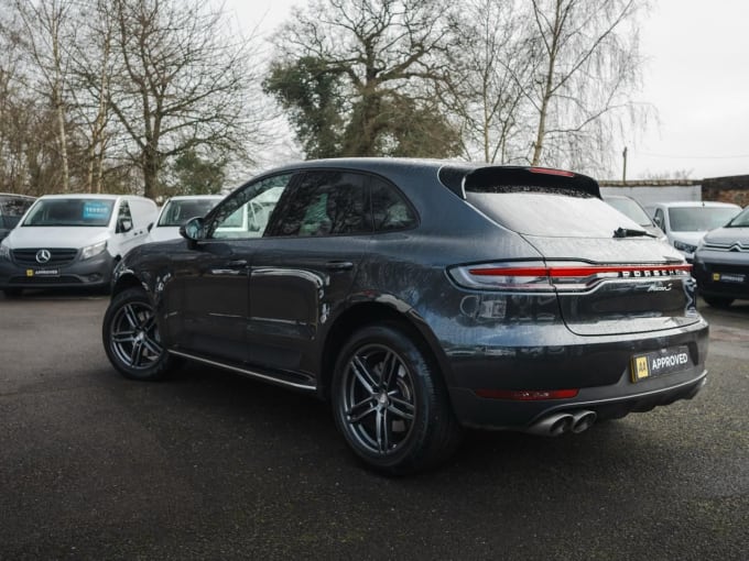 2025 Porsche Macan