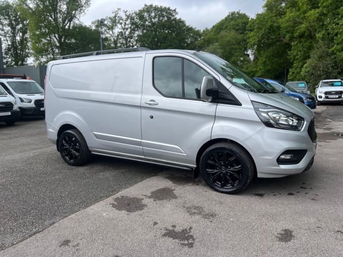 2024 Ford Transit Custom