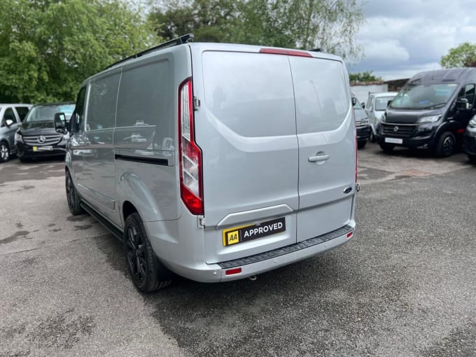 2024 Ford Transit Custom