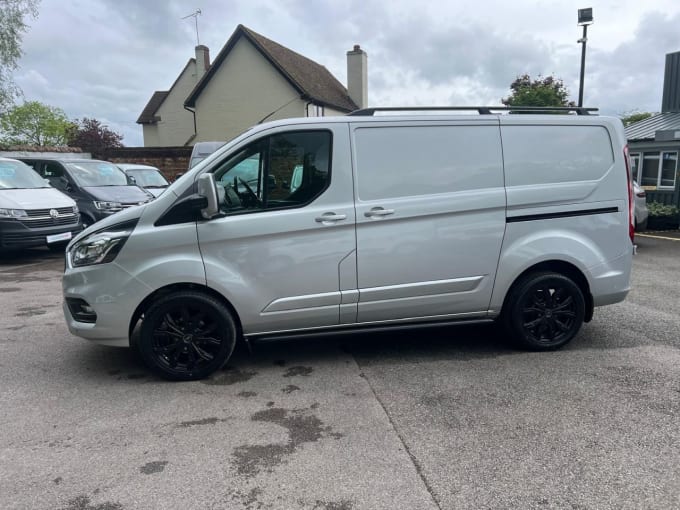 2024 Ford Transit Custom